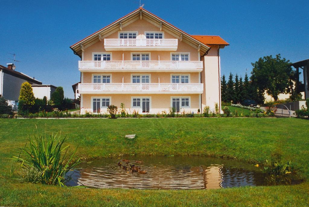 Kurhotel Wuerdinger Hof 바트푸징 외부 사진